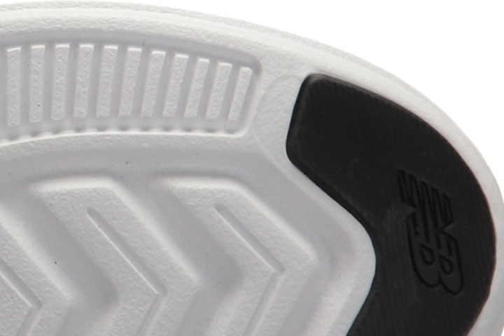 New Balance FuelCore Coast v3 forefoot outsole